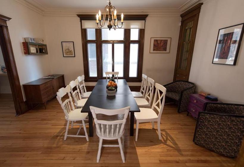 Bed and Breakfast Le 9 Et Demi Montreal Quebec