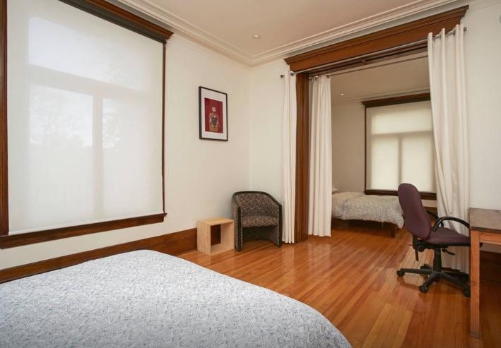Bed and Breakfast Le 9 Et Demi | Montreal | Quebec | Canada 14