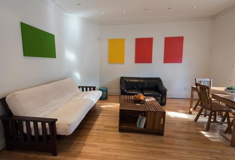 Bed and Breakfast Le 9 Et Demi | Montreal | Quebec | Canada 4