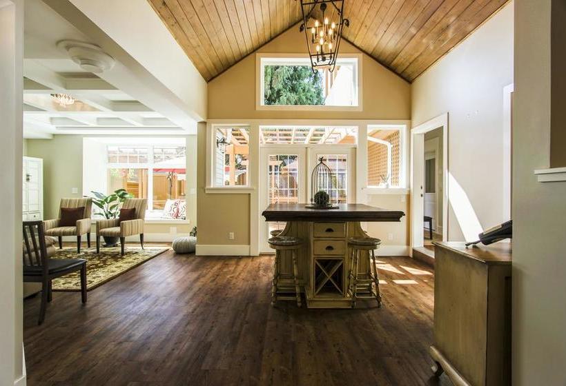 Kelowna Bed And Breakfast Ltd | Kelowna | British Columbia | Canada 3