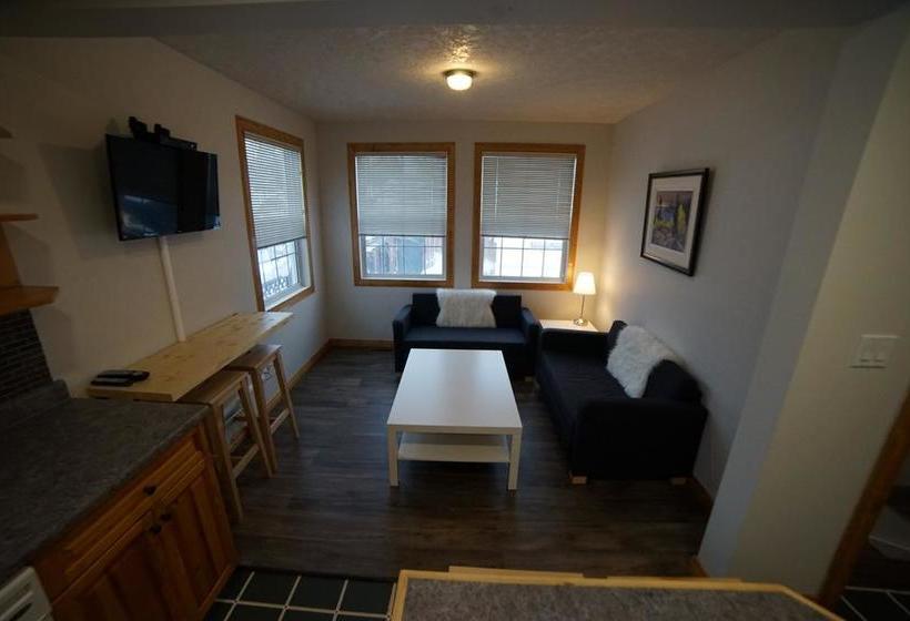 Yellowknife B&b | Yellowknife | Northwest Territories | Canada 10