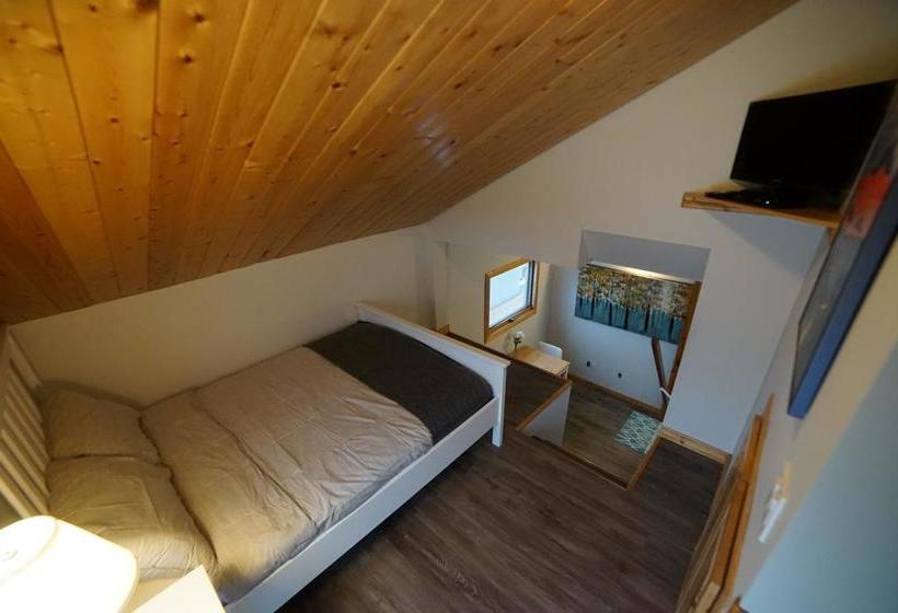 Yellowknife B&b | Yellowknife | Northwest Territories | Canada 9