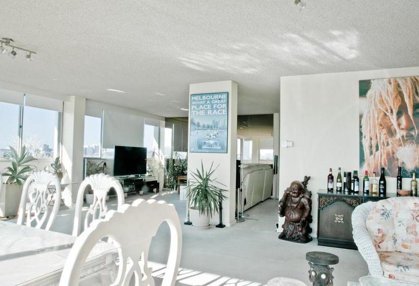 Bed and Breakfast Lakeside Penthouse | Melbourne | Victoria | Australia 1