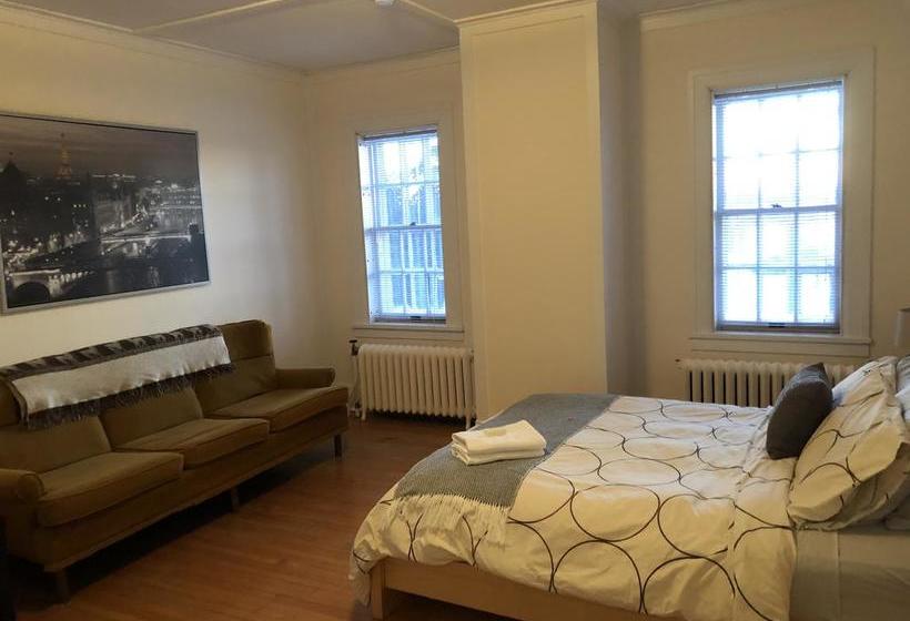 B&b Au Bord Du Fleuve | Shawinigan | Quebec | Canada 1