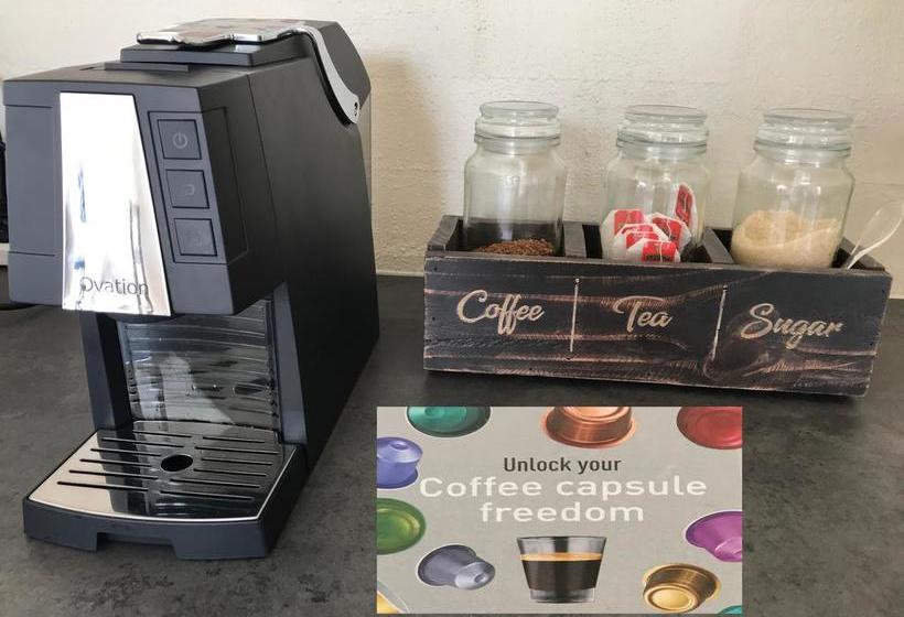 Bed and Breakfast A Trendy Brighton Jewel | Melbourne | Victoria | Australia 3