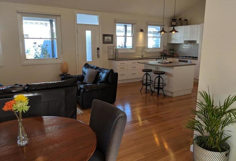 Bed and Breakfast Woodleaton Cottage | Woodend | South Australia | Australia 3