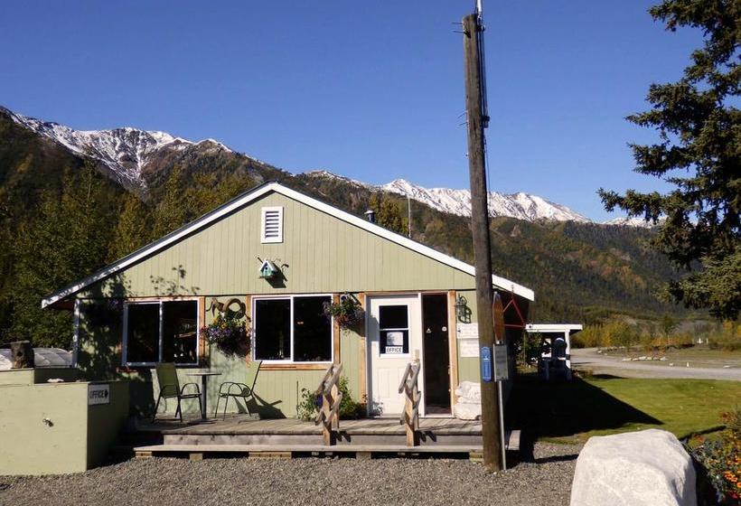 Bed and Breakfast Discovery Yukon Lodgings | Beaver Creek | Yukon Territory | Canada 10
