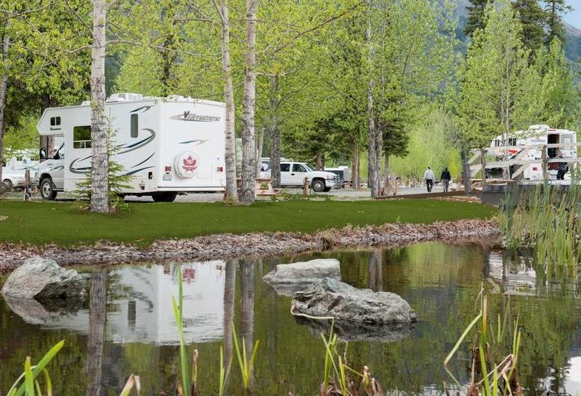 Bed and Breakfast Discovery Yukon Lodgings | Beaver Creek | Yukon Territory | Canada 7