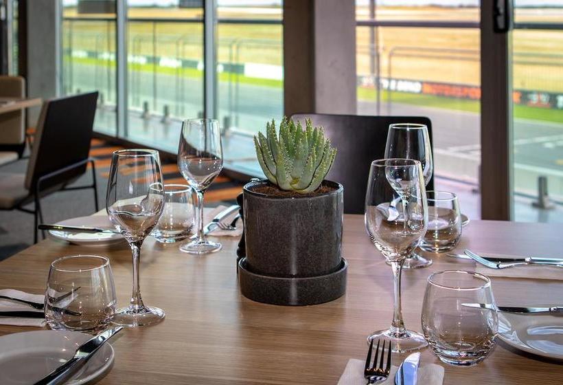 Hotel Rydges Pit Lane | Tailem Bend | South Australia | Australia 12