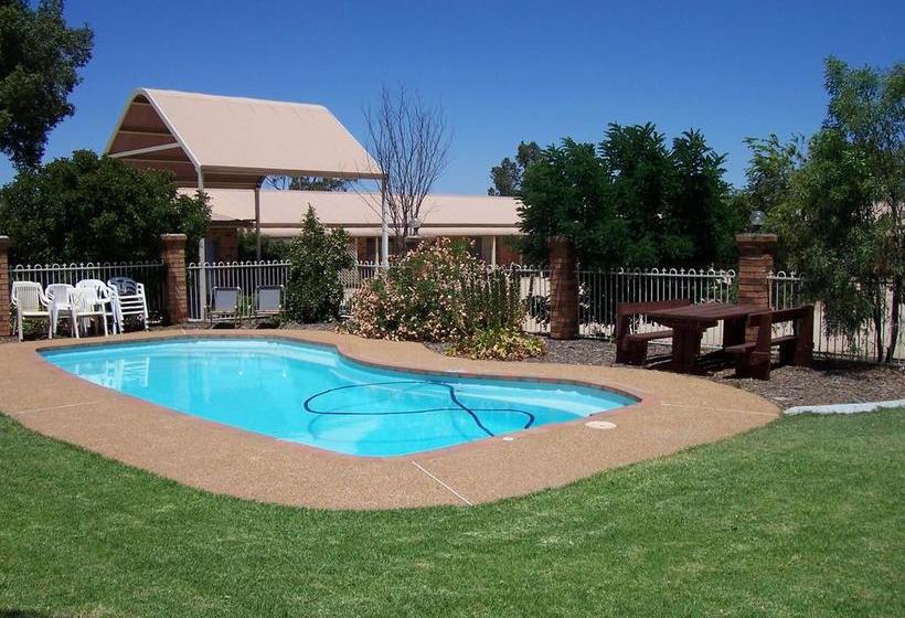 The Lucky Strike Motel | Peak Hill | New South Wales | Australia 2