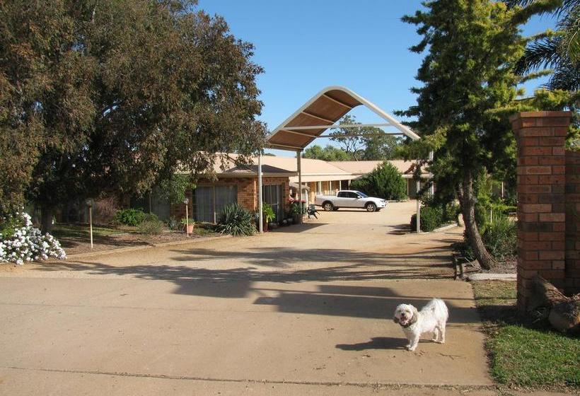 The Lucky Strike Motel | Peak Hill | New South Wales | Australia 3