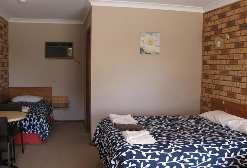 The Lucky Strike Motel | Peak Hill | New South Wales | Australia 8