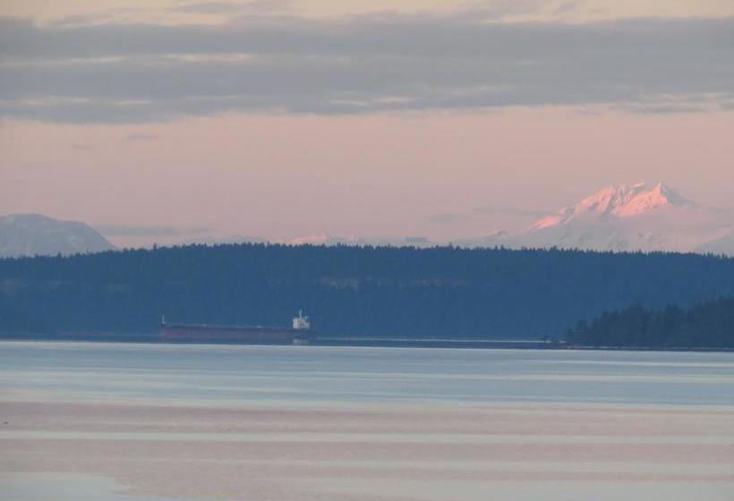 Bed and Breakfast Coastal Lavender Bnb | Ladysmith | British Columbia | Canada 3