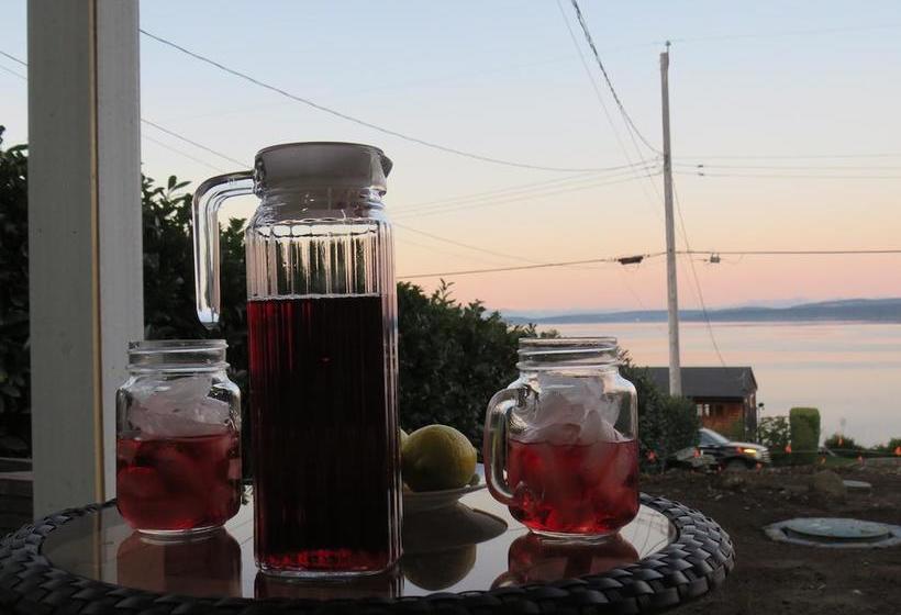 Bed and Breakfast Coastal Lavender Bnb | Ladysmith | British Columbia | Canada 6