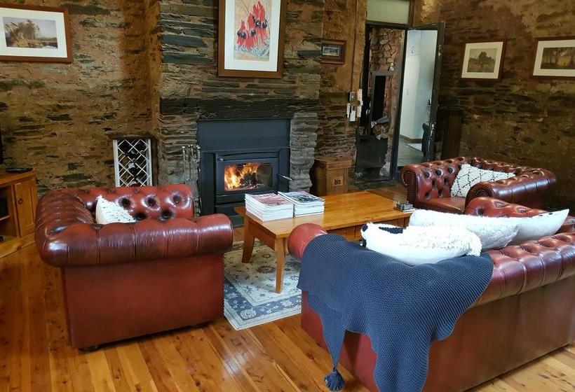 Bed and Breakfast William Hunt S Retreat  Cypress Studio | Mintaro | South Australia | Australia 16