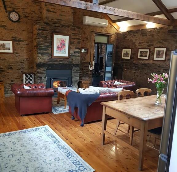 Bed and Breakfast William Hunt S Retreat  Cypress Studio | Mintaro | South Australia | Australia 17