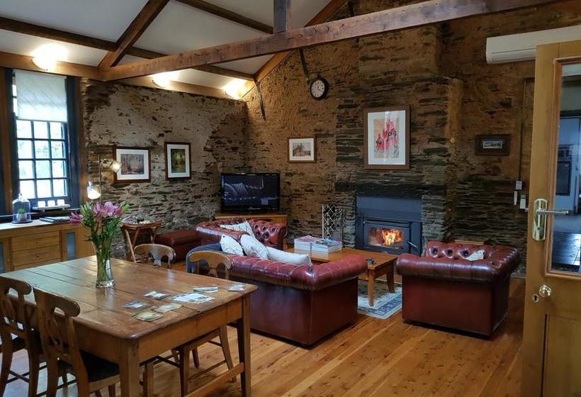 Bed and Breakfast William Hunt S Retreat  Cypress Studio | Mintaro | South Australia | Australia 9