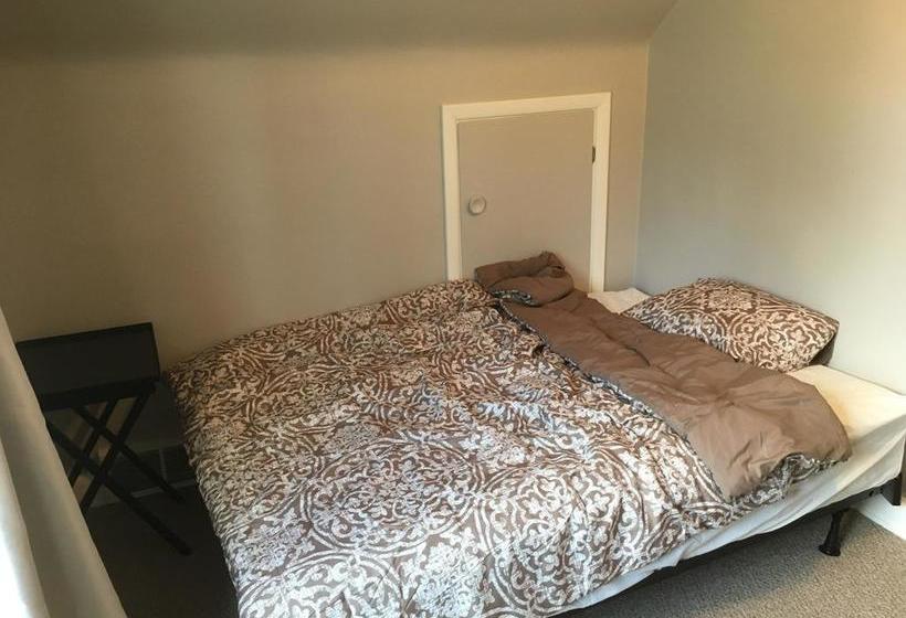 Bed and Breakfast Borusun S Guest House | Winnipeg | Manitoba | Canada 15