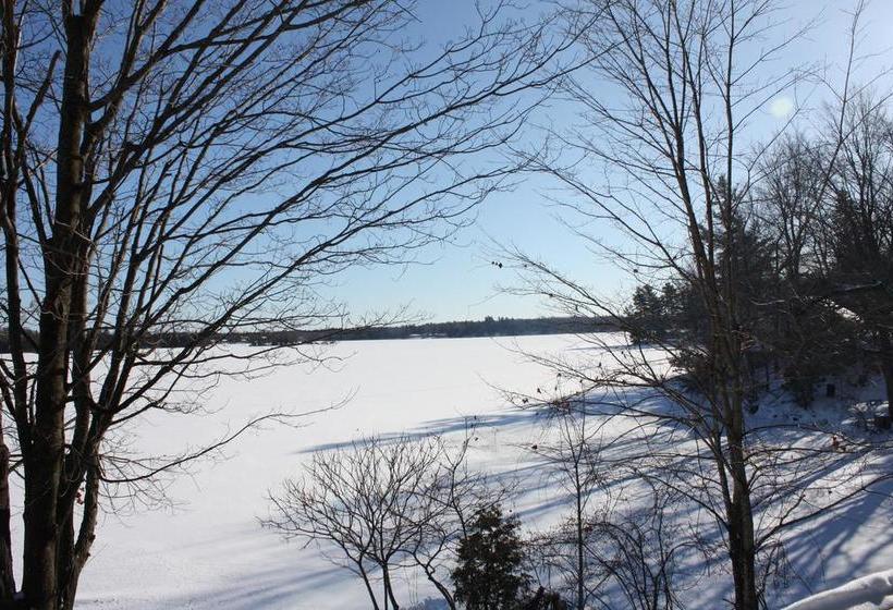 Hotel Loon Call Retreat | Perth | Ontario | Canada 5