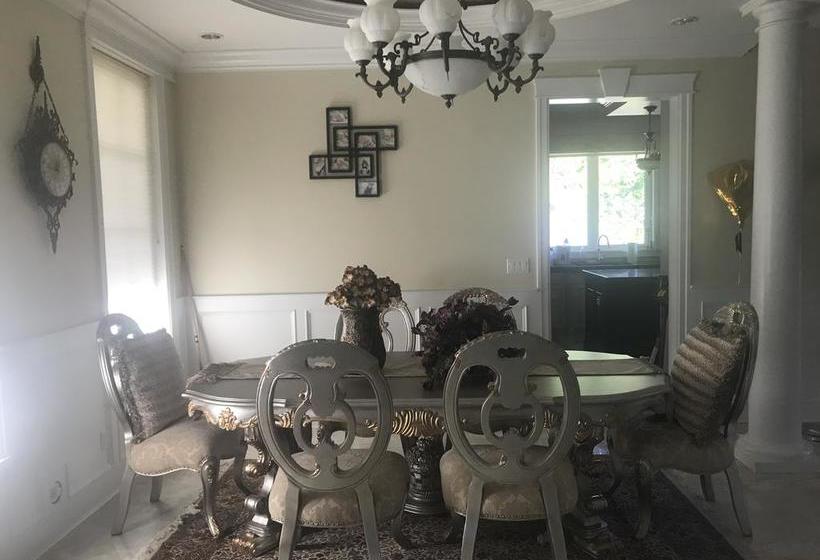 Bed and Breakfast Lf | Vancouver | British Columbia | Canada 4