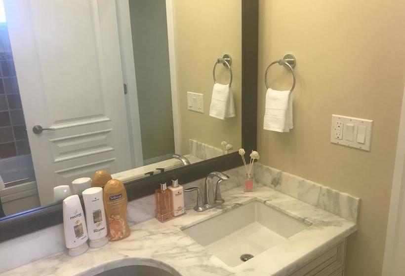 Bed and Breakfast Lf | Vancouver | British Columbia | Canada 6