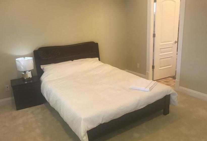 Bed and Breakfast Lf | Vancouver | British Columbia | Canada 7