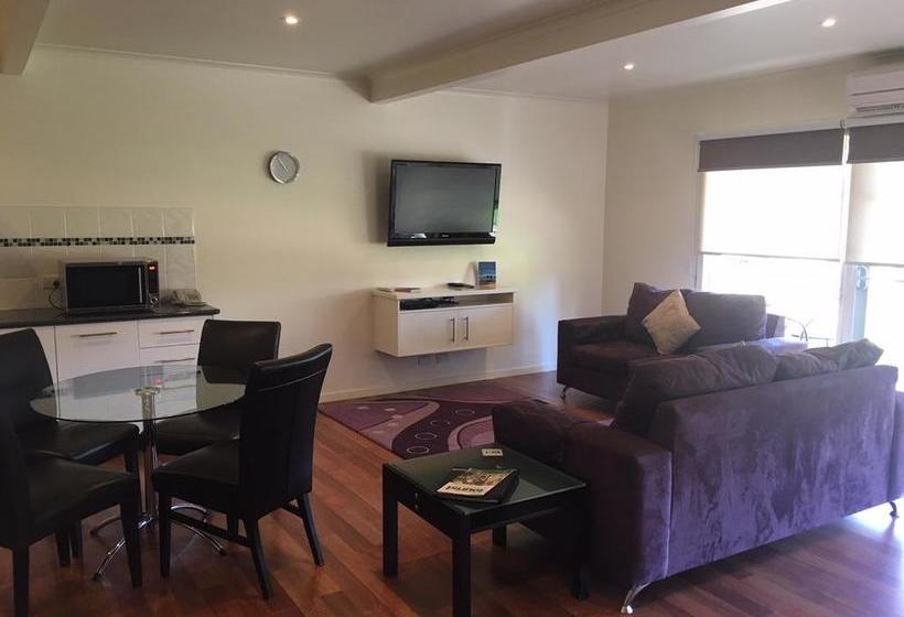 Kyneton Bushland Resort | Kyneton | Victoria | Australia 18