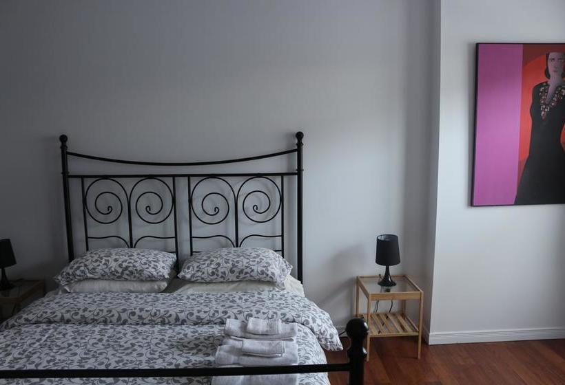 Bed and Breakfast Le Gîte Du Vieux Limoilou | Quebec | Quebec | Canada 3