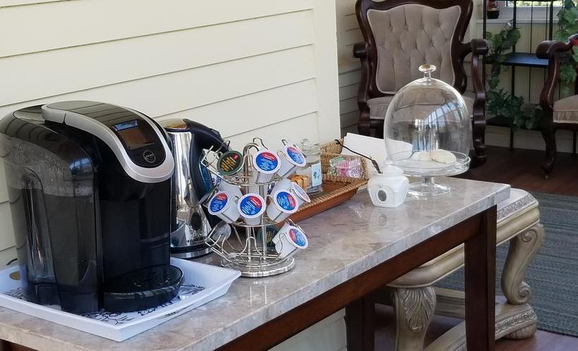 Bed and Breakfast Brighton Inn | Brighton | Ontario | Canada 2