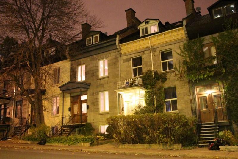 B&b Revolution | Montreal | Quebec | Canada 6