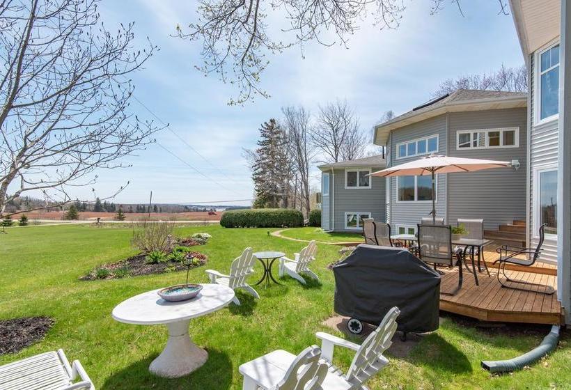 Chez Nous B&b | Cornwall | Prince Edward Island | Canada 3