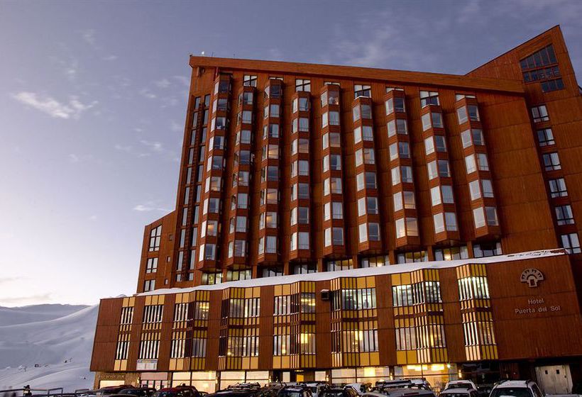 Resort Puerta del Sol Valle Nevado Santiago