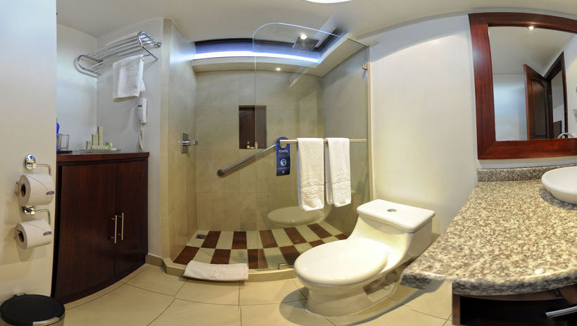 Hotel Wyndham Garden Quito | Quito | Pichincha | Ecuador 5