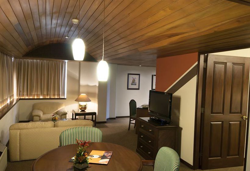 Thunderbird Pardo | Miraflores | Lima | Perú 7