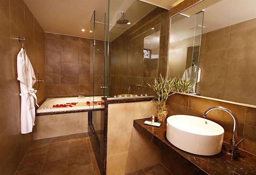 Reina Isabel Hotel | Quito | Pichincha | Ecuador 3