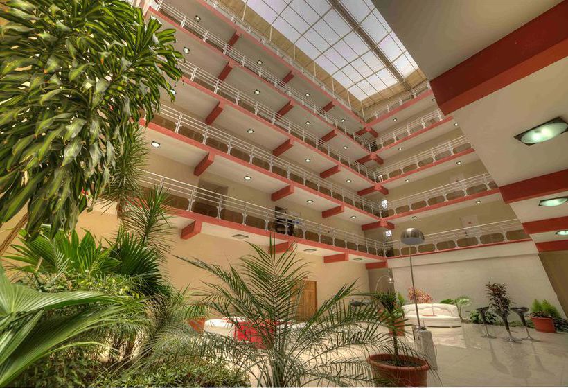 Hotel Regina Resort & Convenciones | Tiquipaya | Bolivia | América del Sur 13