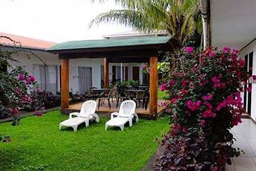 Hotel Inaki Uhi | Hanga Roa | Valparaiso | Chile 9