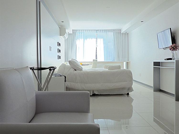 Hotel Gema Luxury Suites | Montevideo | Montevideo | Uruguay 10