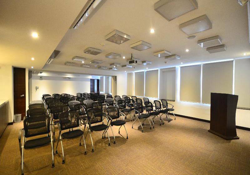 Aku Hotels | San Isidro | Lima | Perú 19