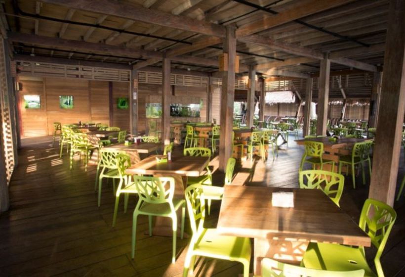 Hotel On Vacation Amazon Leticia