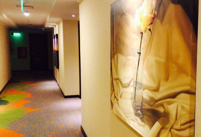 Carnaval Hotel Casino | Encarnacion | Paraguay | América del Sur 11