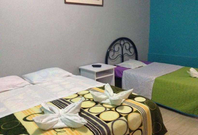 Herberge El Boulevard | Ica | Ica | Peru 11