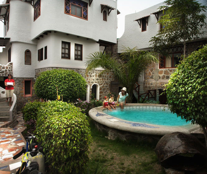 Hotel Red Mangrove Divers Lodge | Puerto Ayora | Galápagos | Ecuador 17