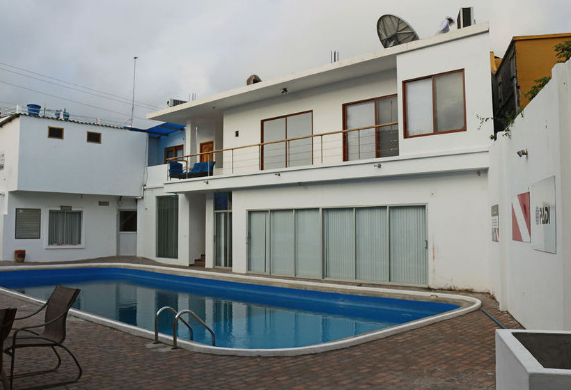 Hotel Red Mangrove Divers Lodge | Puerto Ayora | Galápagos | Ecuador 7