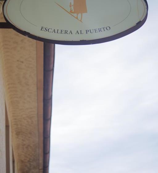 Hotel Hostal Escalera Al Puerto | Valparaíso | Valparaiso | Chile 1