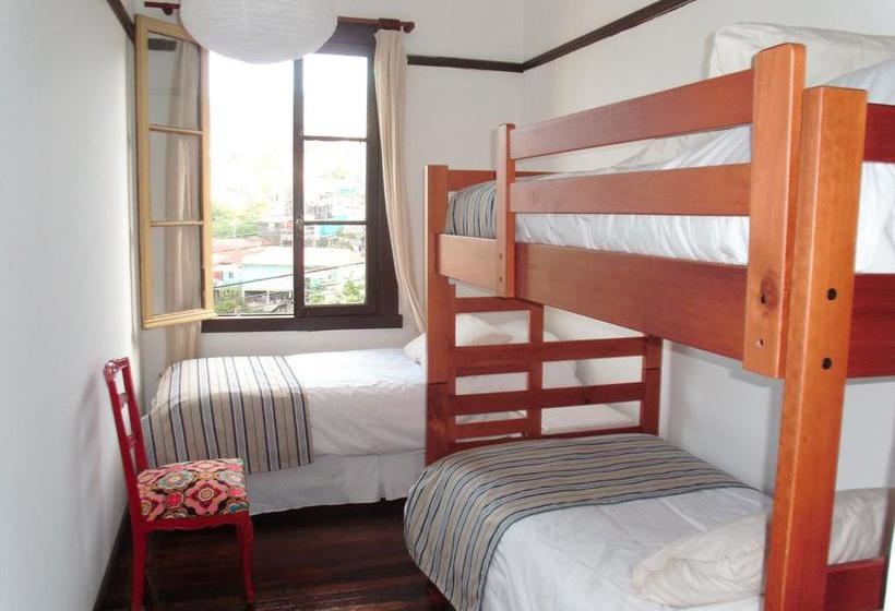 Hotel Hostal Escalera Al Puerto | Valparaíso | Valparaiso | Chile 15