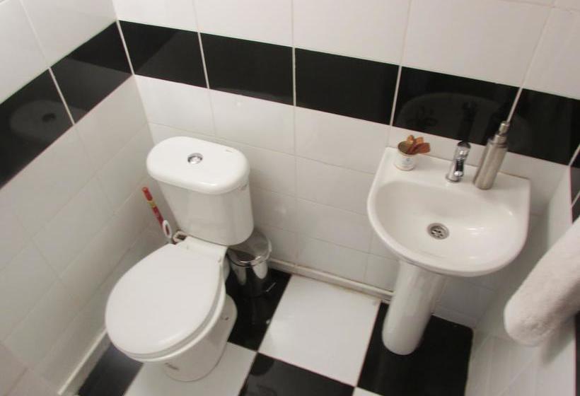 Hotel La Casa Volante Hostal | Valparaíso | Valparaiso | Chile 19