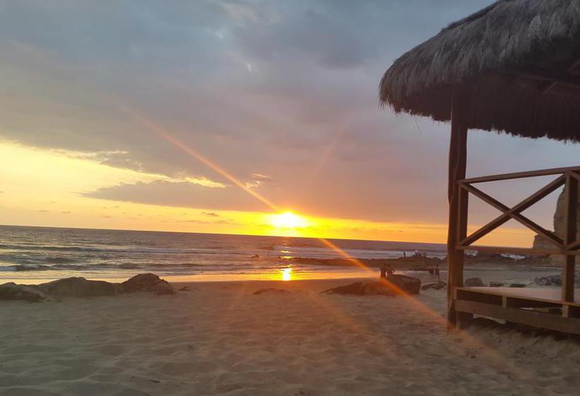 Hotel Baja Montañita | Montañita | Santa Elena | Ecuador 1