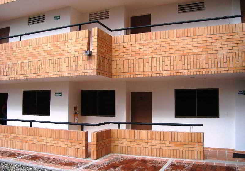Apartahotel Los Cerezos Huila