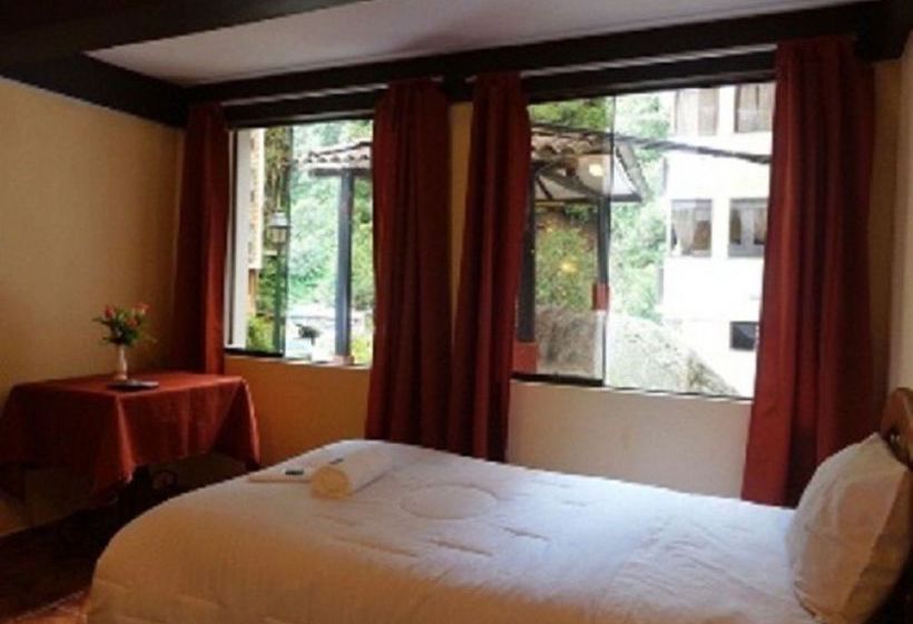 Condor Palace Hostal | Machu Picchu | Urubamba | Perú 11